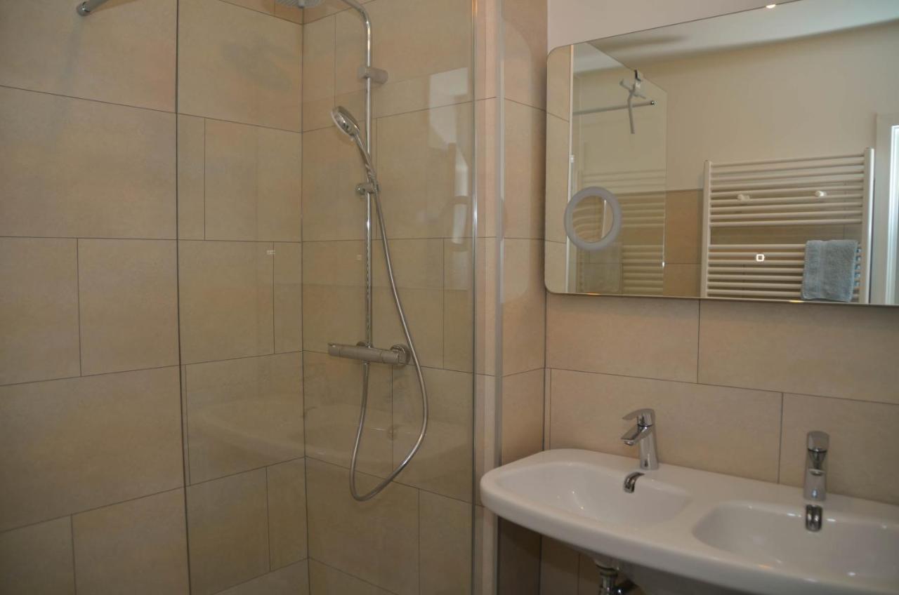 Appartement De Waterlijn 克诺克－海斯特 外观 照片